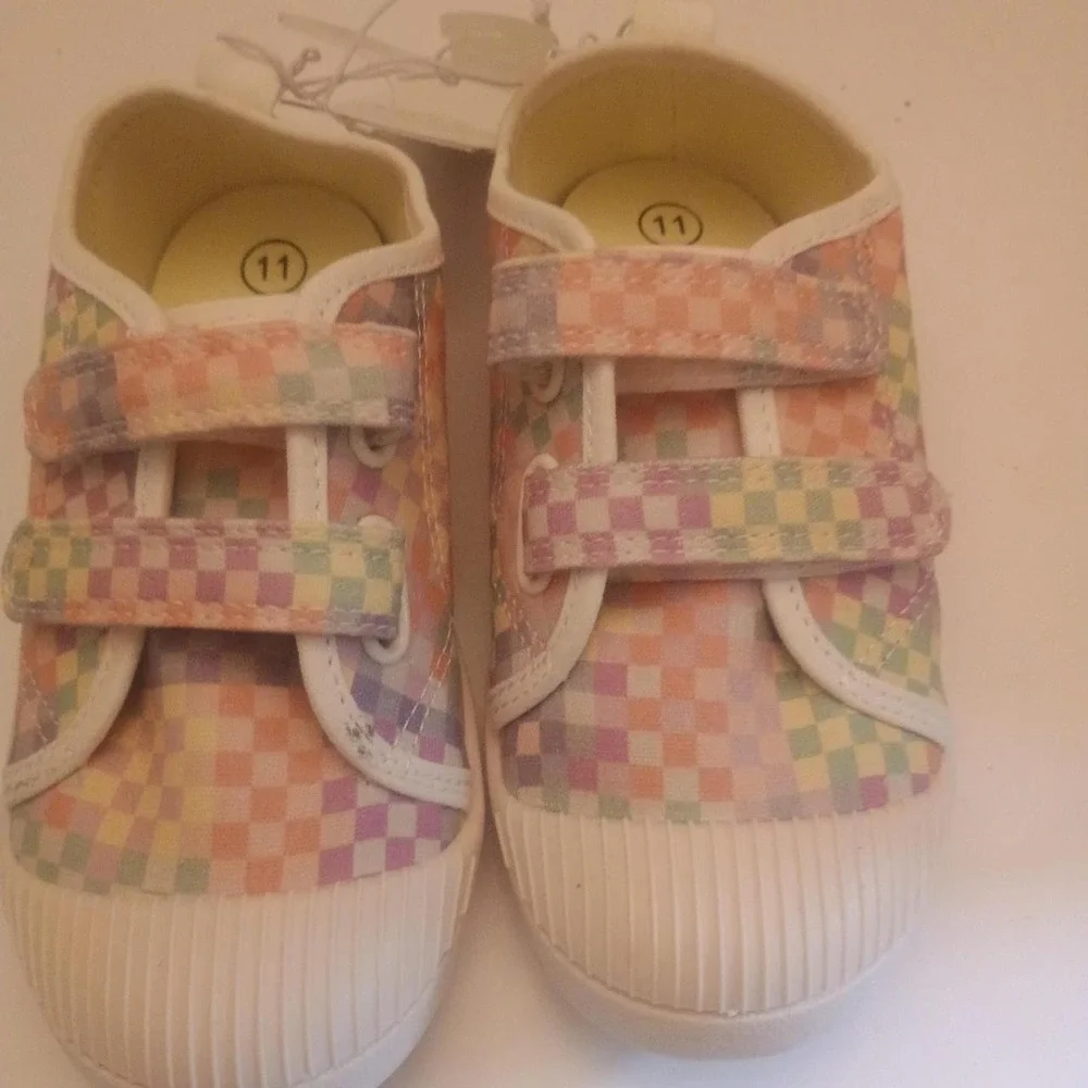 Girls size 11 pastel sneakers NWT